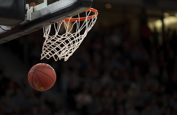 篮球球队动态配图 - NBA球队新闻发布会
